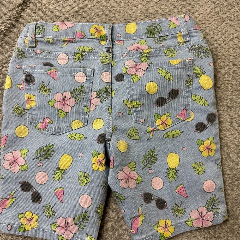 The Children's Place Skimmer Shorts Girls 6‎ Plus Blue Tropical Denim Hibiscus